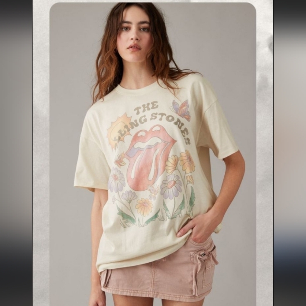 American Eagle Rolling Stones Oversized Baggy Faded Floral Boho Moto Band Tee